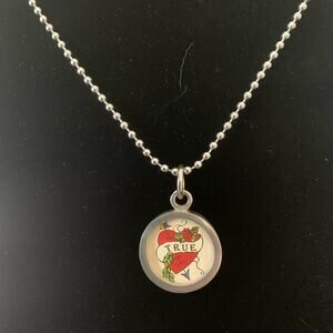 True Love Reversible Necklace NWOT Pinup
Tattoo Rockabilly Heart Ball Chain